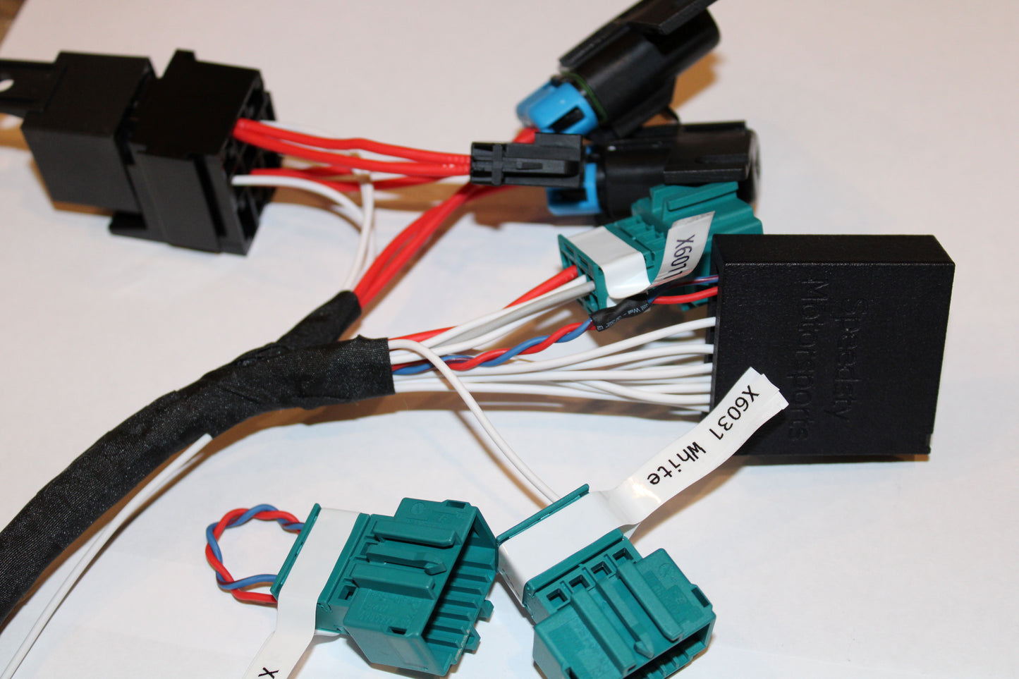 E9X/E8X/E60 BMW PNP MaxxEcu Harness