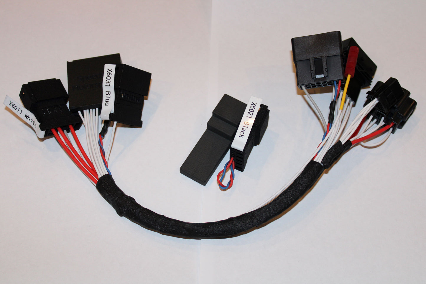 E9X/E8X/E60 BMW PNP MaxxEcu Harness