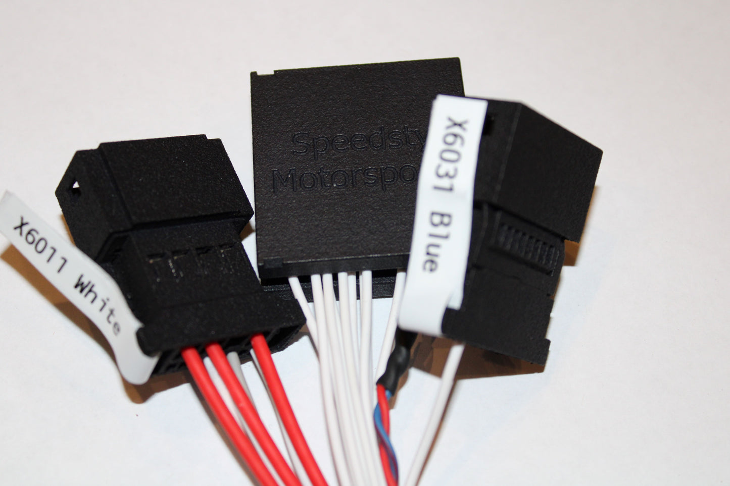 E9X/E8X/E60 BMW PNP MaxxEcu Harness